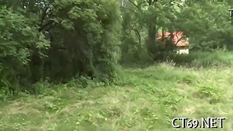 A Horny Teenage Girl Gets Vigorously Penetrated