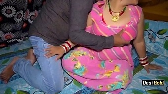 Desi Taxi Driver And Indian Randi Bhabhi Engage In Steamy Sex Session