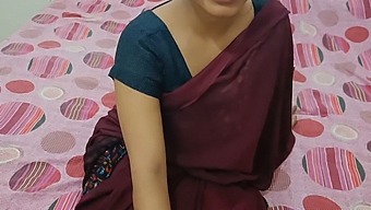 A 20-Year-Old Village Housewife From India Cheats On Her Husband With A Neighbor, With Clear Hindi Audio